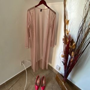 Cover up - sparkling for the summer nights.